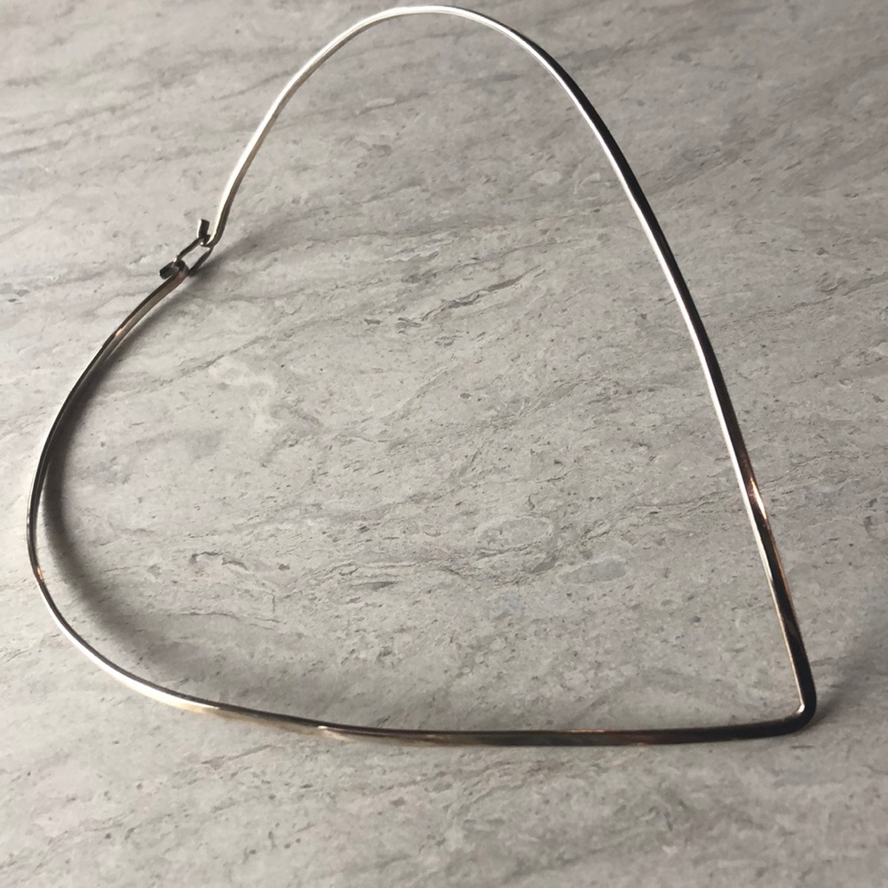 Beautiful 925 sterling v choker